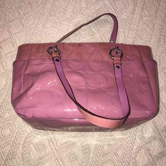 Coach Mauve Patented Leather Purse - Picture 5 of 5